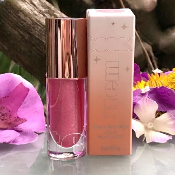 Item Beauty Other - Item Beauty Ruled By SUN Lip Gloss - Addison Rae's LE Birthday Collection *BNIB